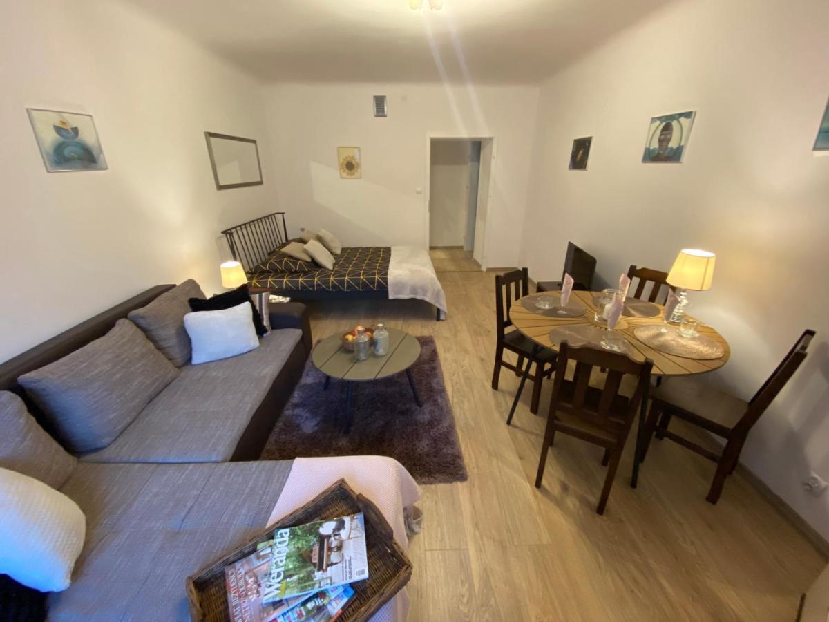 Apartament Arsenal Daire Varşova Dış mekan fotoğraf
