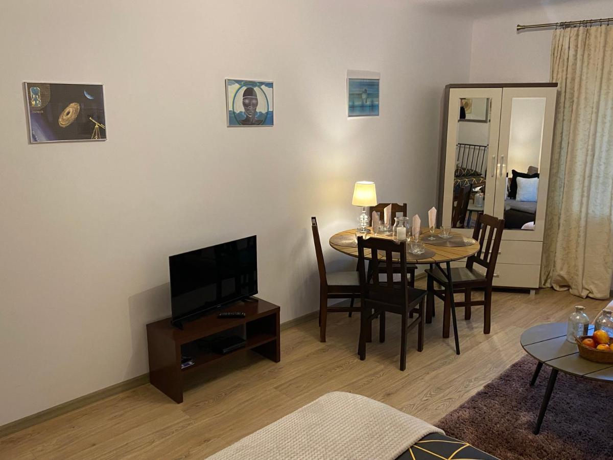 Apartament Arsenal Daire Varşova Dış mekan fotoğraf